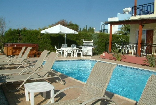 3198.Villa Hieros Kepos bbq-hottub-heatred pool-furniture.jpg